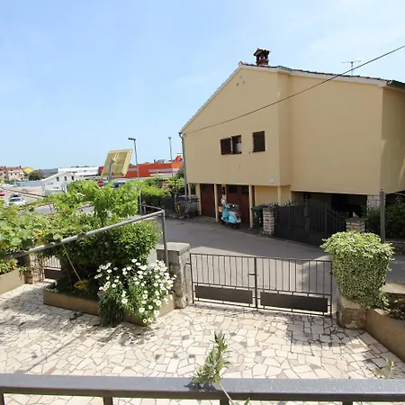 Stojana דירה רוביני