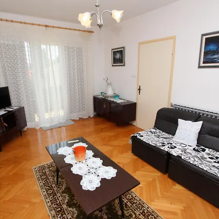 Stojana דירה רוביני